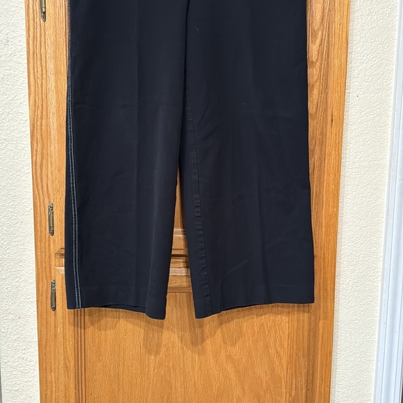 Black Cropped Dress Pants w/White Threading w/Control Panel - Size 8 - Picture 2 of 5